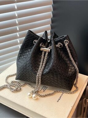 Woven Drawstring Bucket Bag with Silver Chain and Pearl Accents